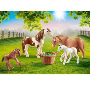 Playmobil Ponies With Foals 70682 – Storvyn Kids are Playmobil specialists in Perth, Western Australia - www.storvynkids.com.au