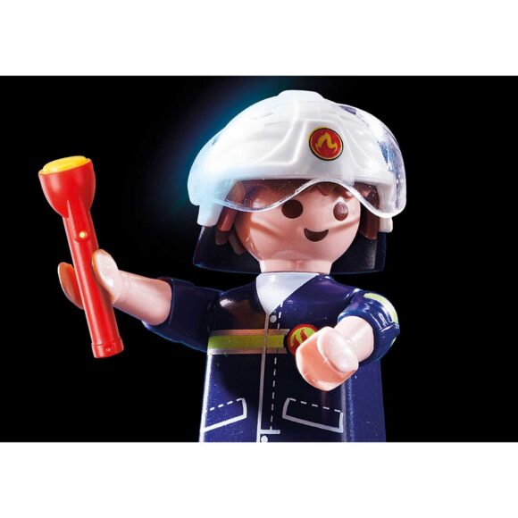 Playmobil Porsche Macan S Fire Brigade 70277 – Storvyn Kids are Playmobil specialists in Perth, Western Australia - www.storvynkids.com.au