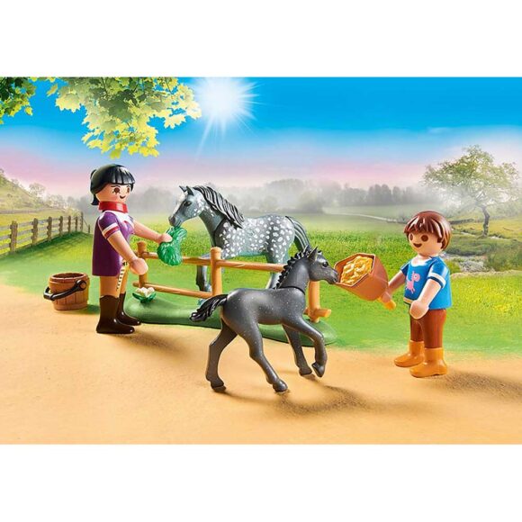 Playmobil Pony Café 70519 – Storvyn Kids are Playmobil specialists in Perth, Western Australia - www.storvynkids.com.au